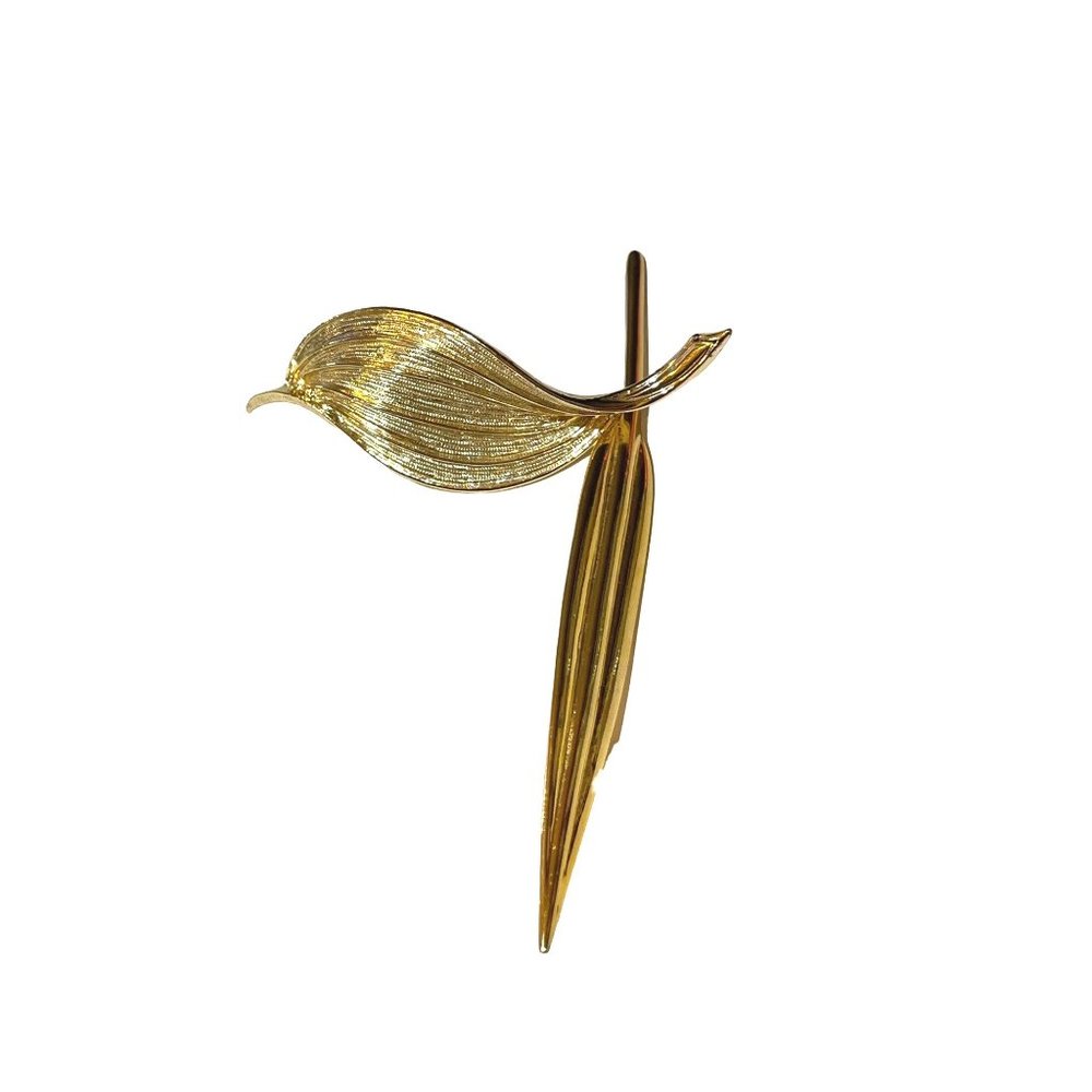 Bundle Lot Two Gold-Tone Retro Leaf Brooches Detailed Vintage Jewelry Brooch Pin